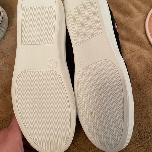 NWT Massini velvet pillow with floral embroidery 8 - Picture 3 of 6